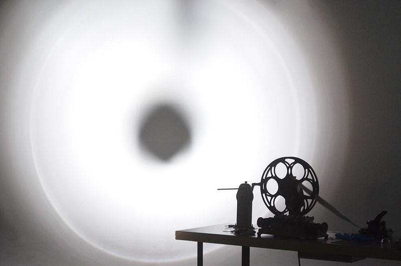 File:Anode-shadow.jpg